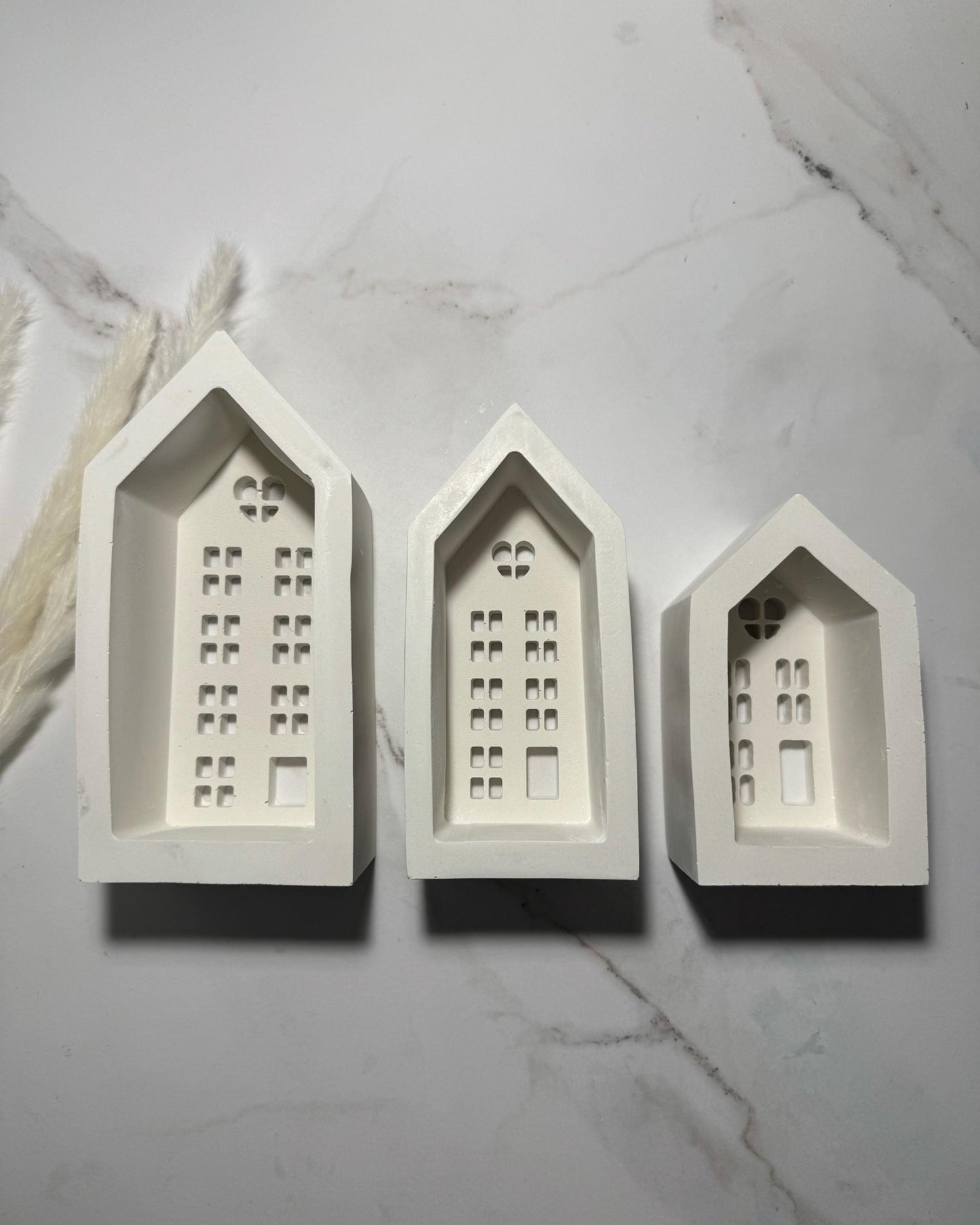 Handcrafted Holiday Candle House - Concrete Christmas Decoration - Dustivy