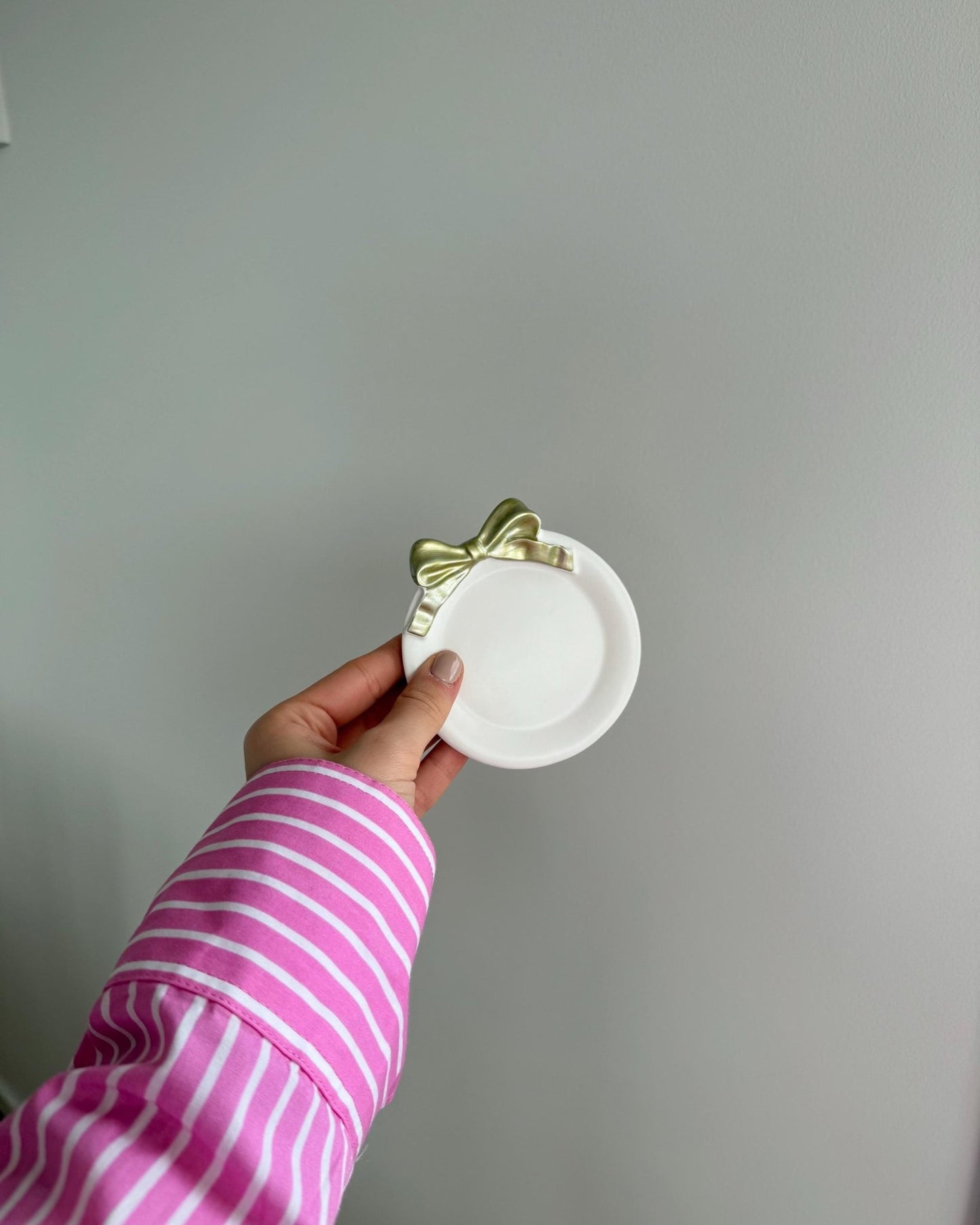 Handmade Concrete Bubble Tray – Perfect for Jewelry, Candles, Coffee, Cosmetics, and Perfumes - Dustivy