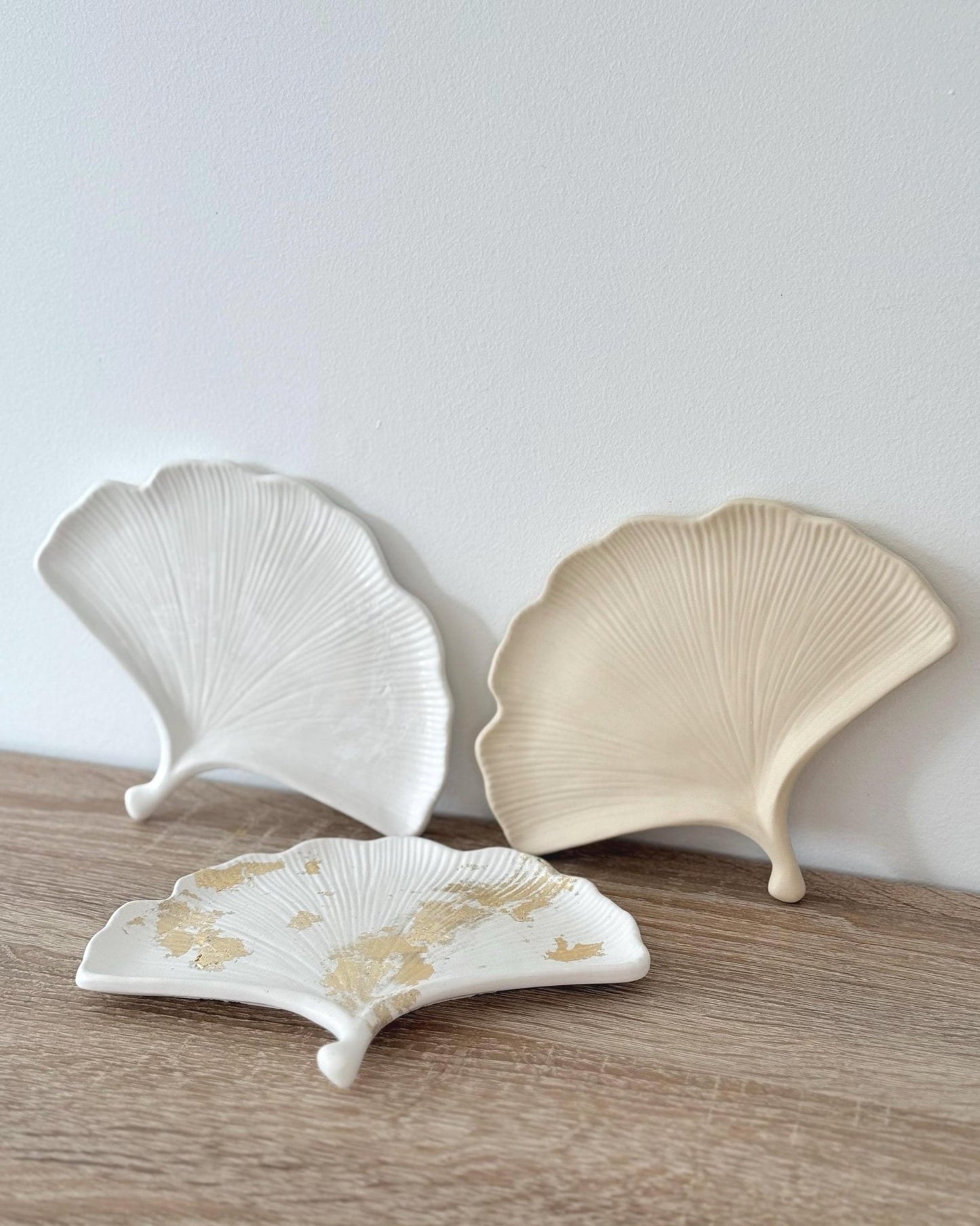 Handmade Concrete Bubble Tray – Perfect for Jewelry, Candles, Coffee, Cosmetics, and Perfumes - Dustivy