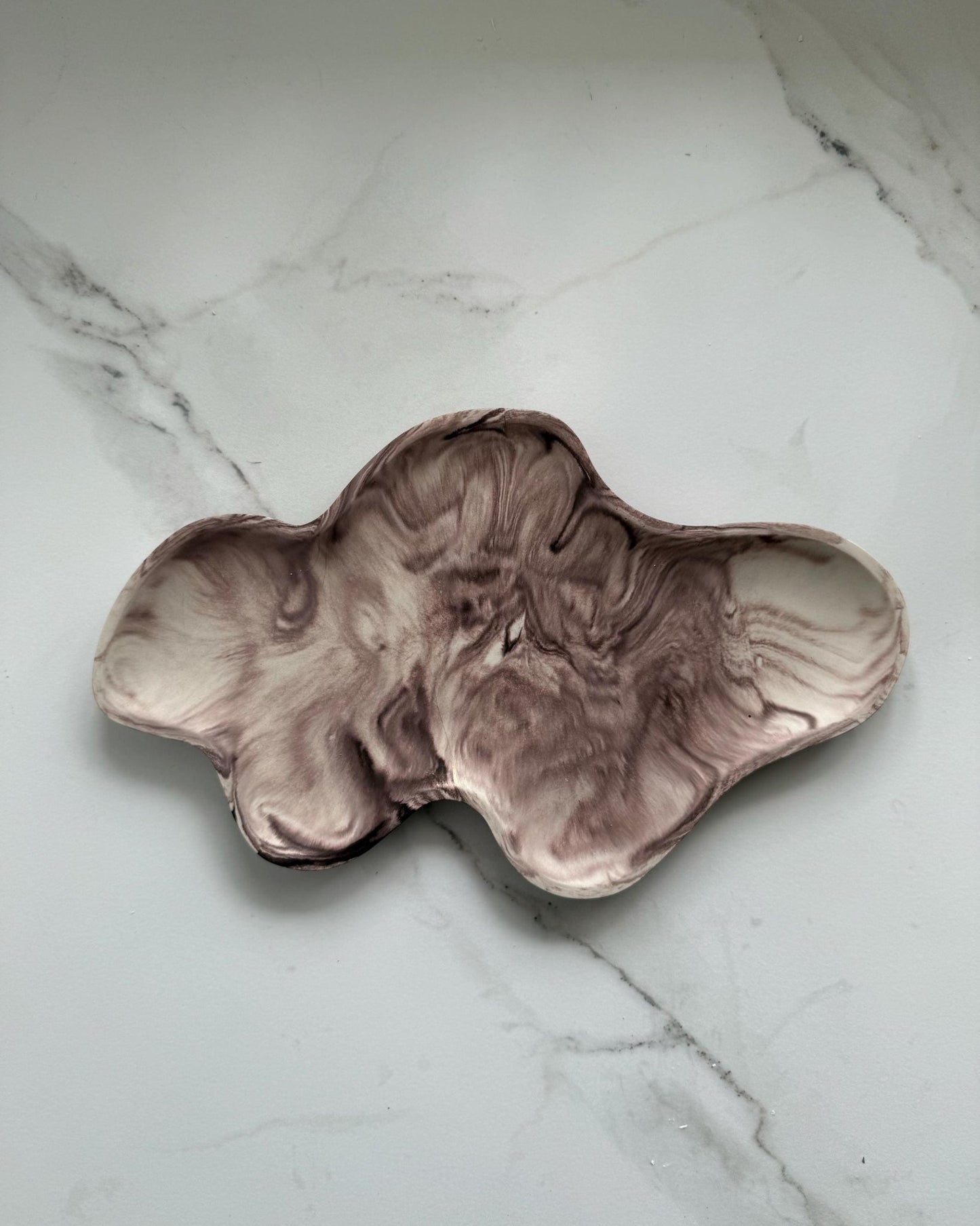 Handmade Concrete Cloudlet Tray – Perfect for Jewelry, Candles, Coffee, Cosmetics, and Perfumes - Dustivy