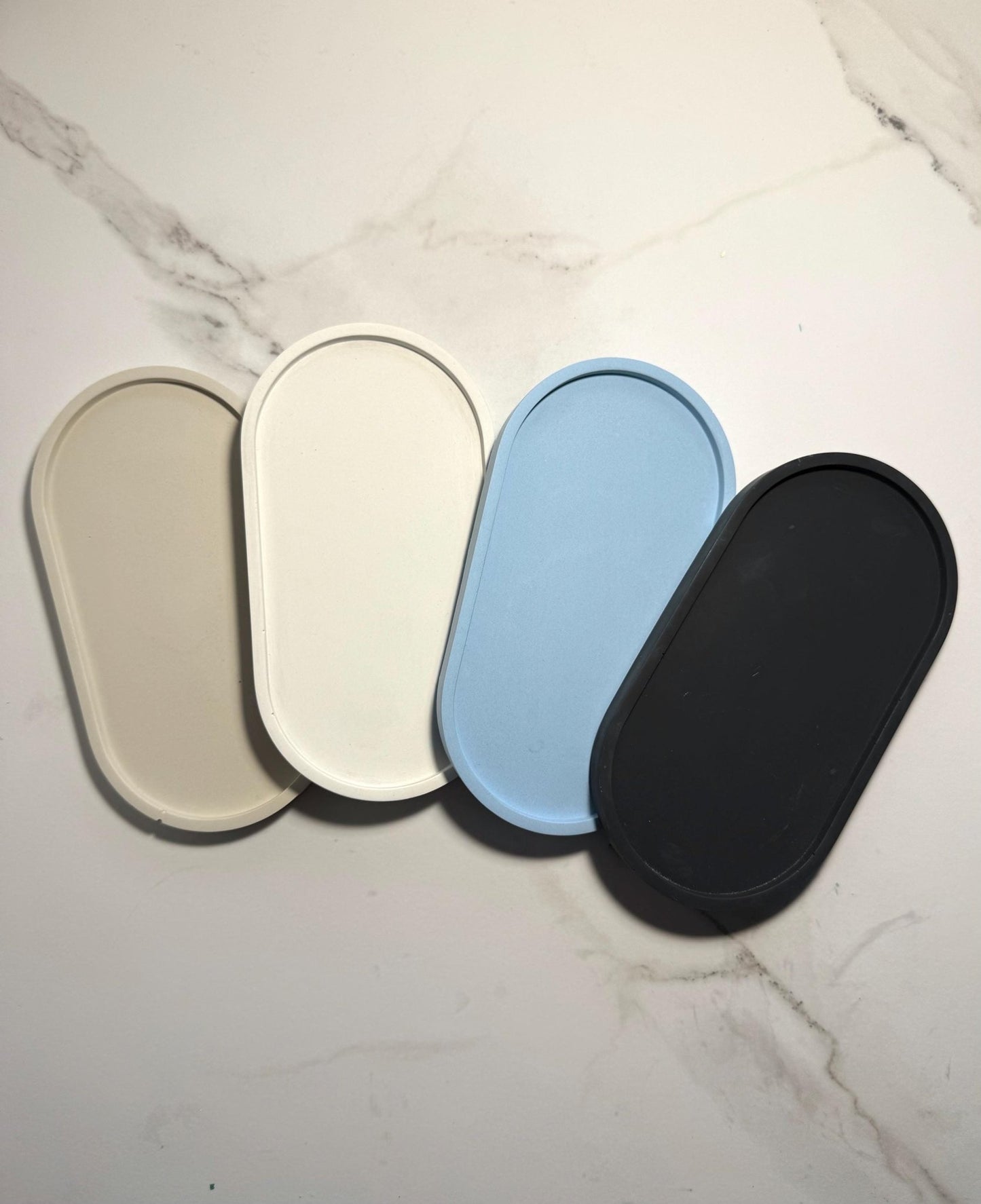 Handmade Concrete Oval Tray – Perfect for Jewelry, Candles, Coffee, Cosmetics, and Perfumes - Dustivy