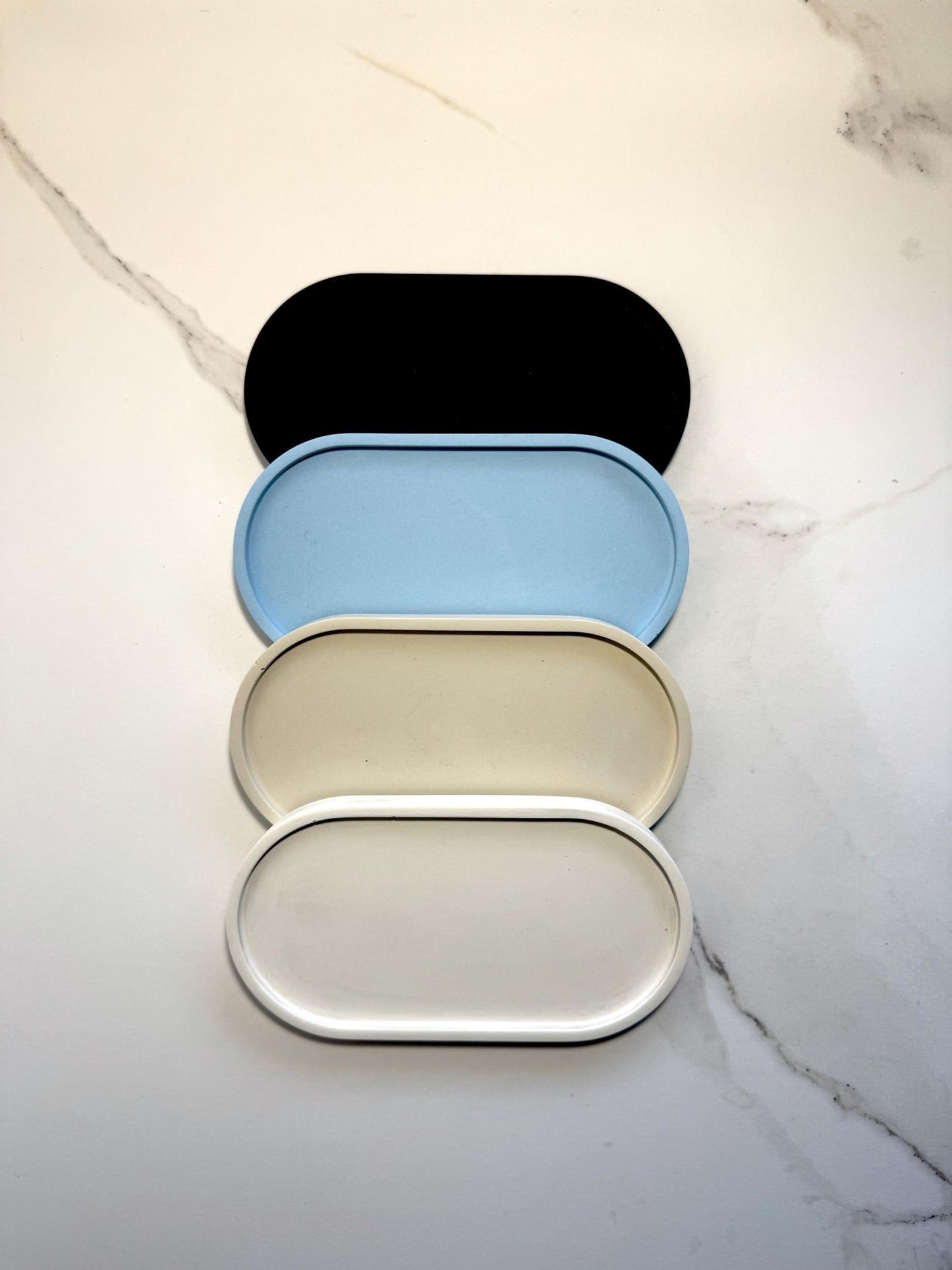 Handmade Concrete Oval Tray – Perfect for Jewelry, Candles, Coffee, Cosmetics, and Perfumes - Dustivy