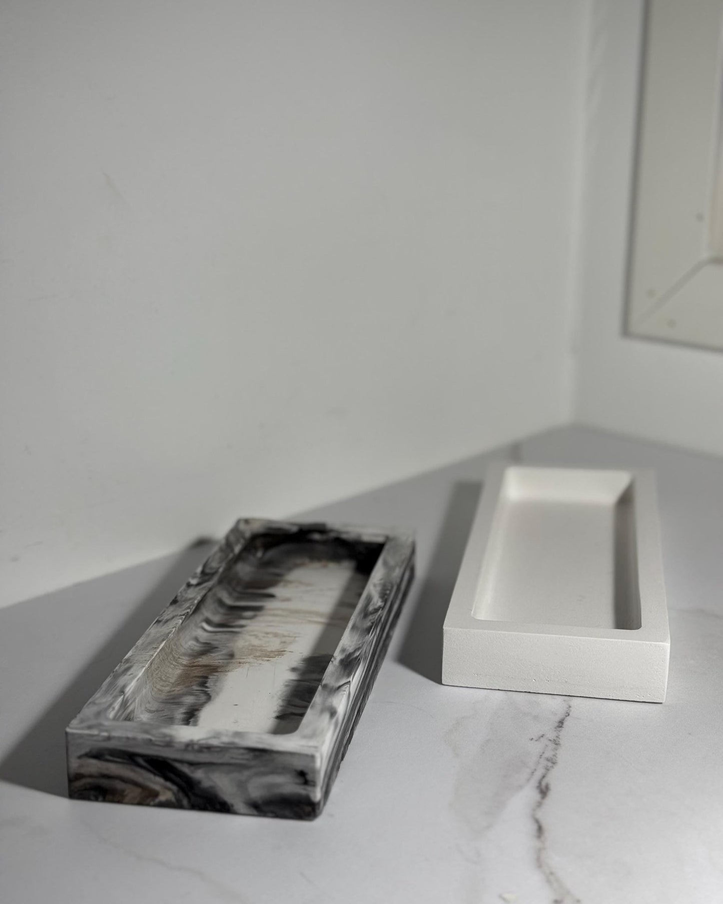 Handmade Concrete Rectangle - Perfect for Jewelry, Candles, Coffee, Vine, Cosmetics, and Perfumes - Dustivy