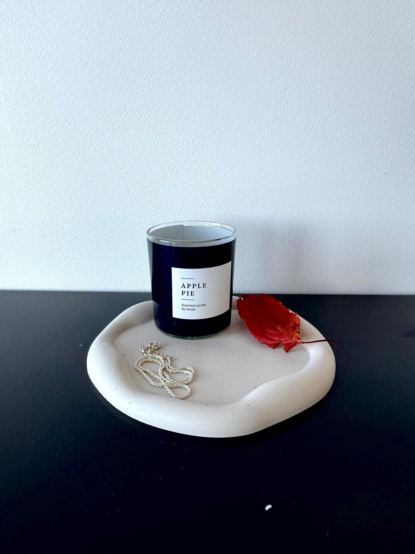 Handmade Concrete Waves Tray – Perfect for Jewelry, Candles, Coffee, Cosmetics, and Perfumes - Dustivy