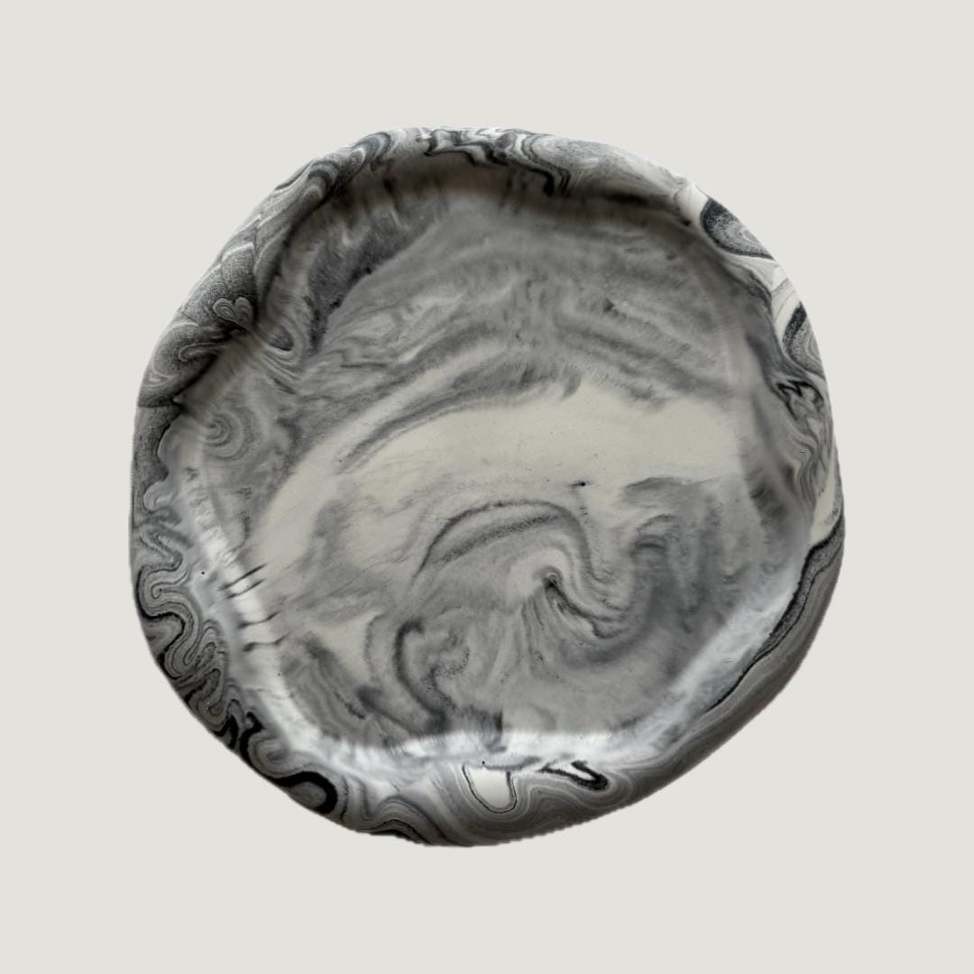 Handmade Concrete Waves Tray – Perfect for Jewelry, Candles, Coffee, Cosmetics, and Perfumes - Dustivy